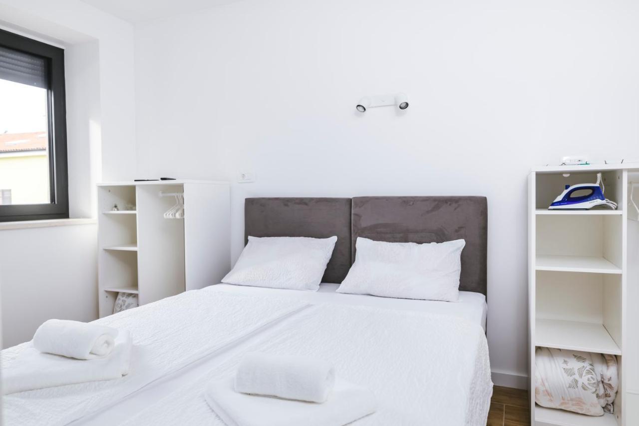 Sunsea Apartments コペル エクステリア 写真