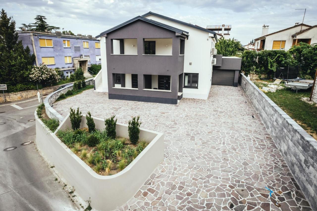 Sunsea Apartments コペル エクステリア 写真