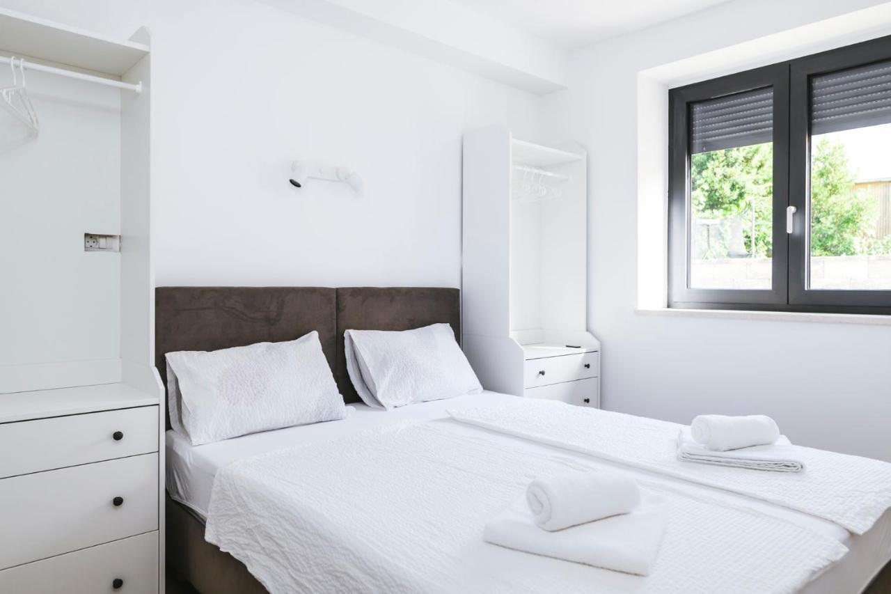 Sunsea Apartments コペル エクステリア 写真