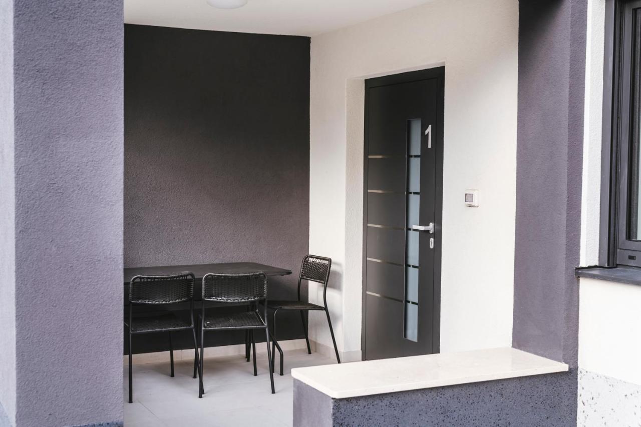 Sunsea Apartments コペル エクステリア 写真