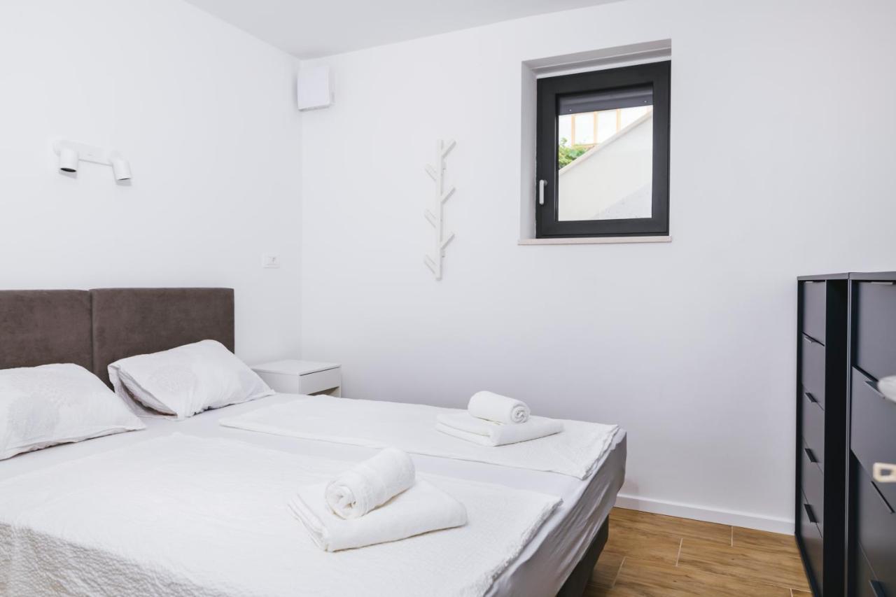 Sunsea Apartments コペル エクステリア 写真