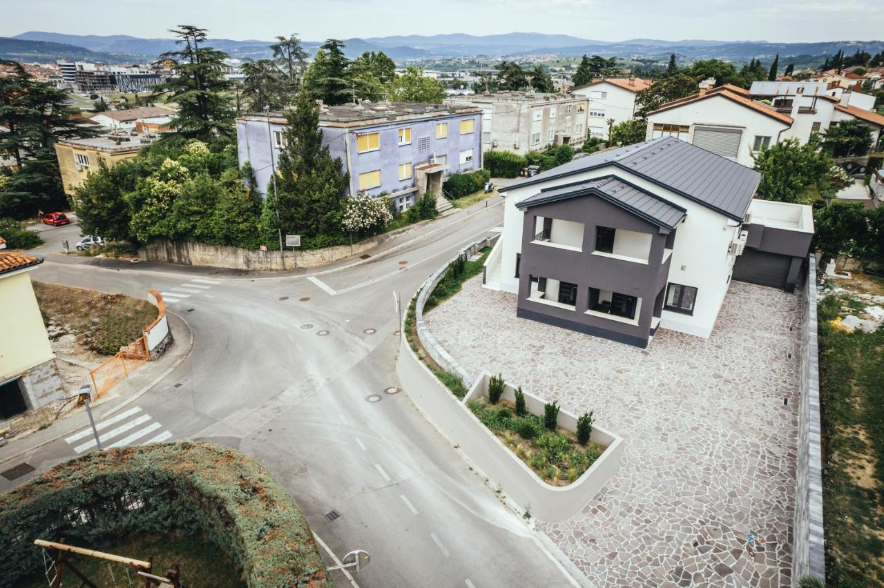 Sunsea Apartments コペル エクステリア 写真